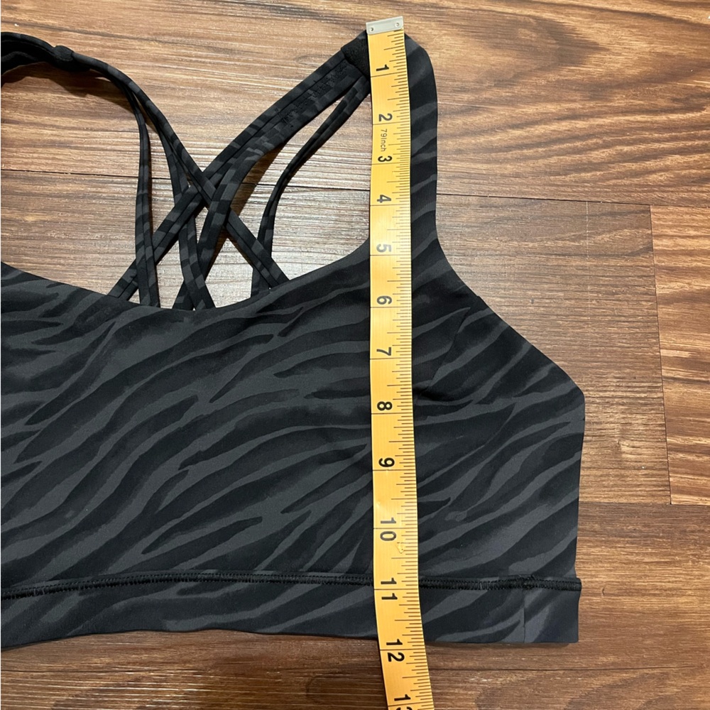 Lululemon Size 8 Free To Be Bra Black Gray - Picture 9 of 9